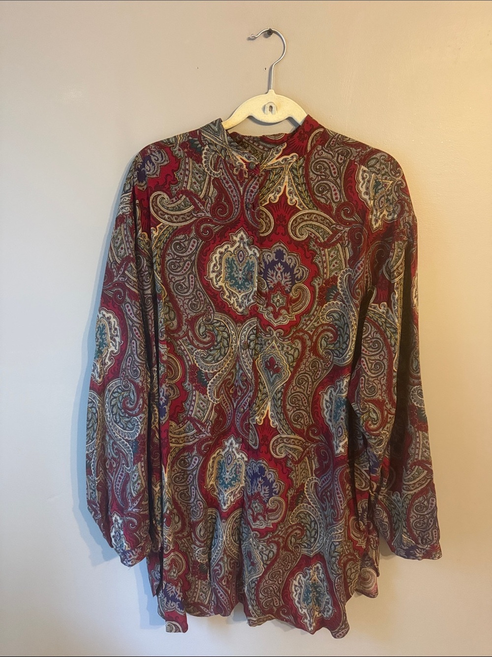 Kathryn Deene Low Sleeve Blouse. Paisley Print. Size 18/20
